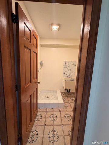 69 Mountford Street 3A, Hartford, CT 06114