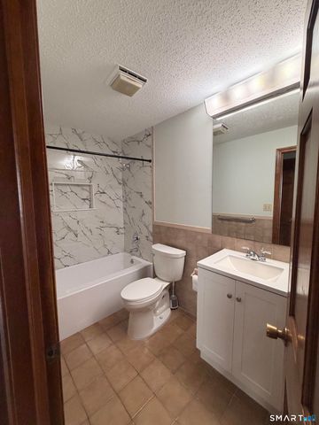 69 Mountford Street 3A, Hartford, CT 06114