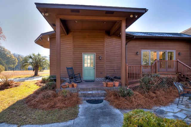 1415 Bell Road, Mayesville, SC 29104