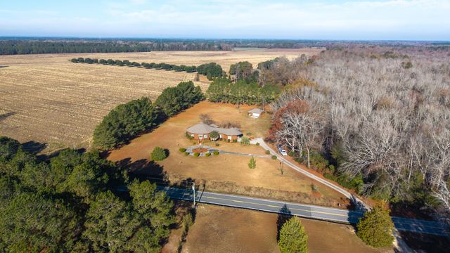 1415 Bell Road, Mayesville, SC 29104