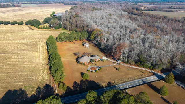 1415 Bell Road, Mayesville, SC 29104