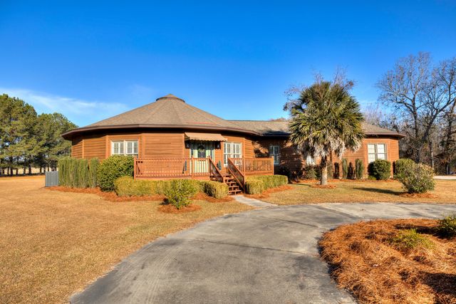 1415 Bell Road, Mayesville, SC 29104