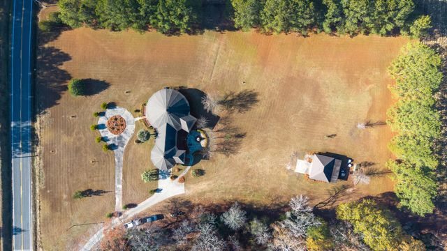 1415 Bell Road, Mayesville, SC 29104