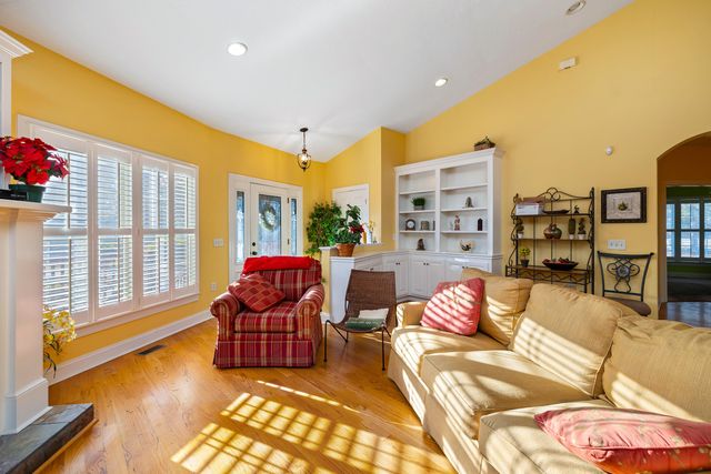 1415 Bell Road, Mayesville, SC 29104