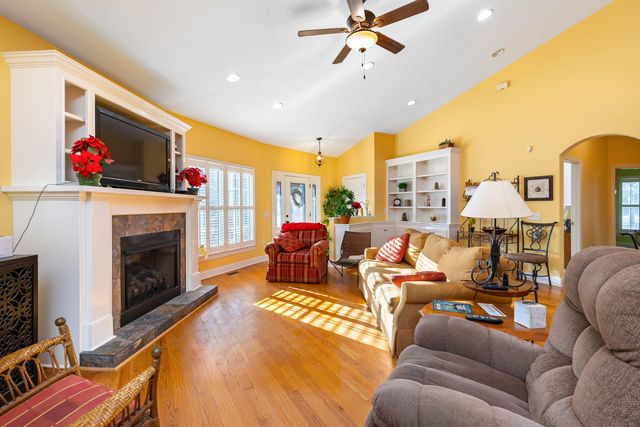 1415 Bell Road, Mayesville, SC 29104