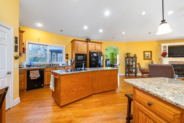 1415 Bell Road, Mayesville, SC 29104