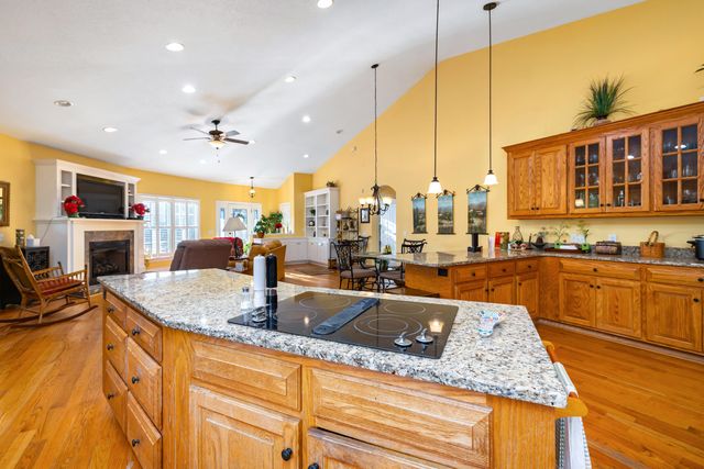 1415 Bell Road, Mayesville, SC 29104