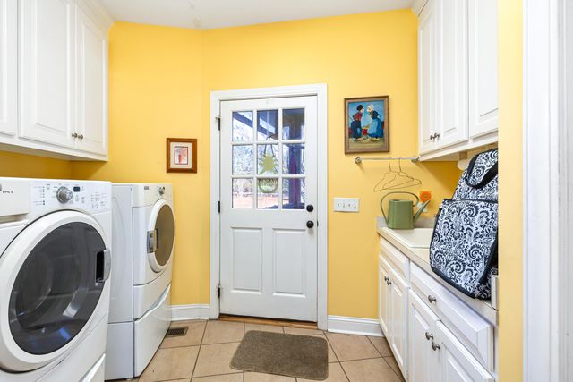 1415 Bell Road, Mayesville, SC 29104