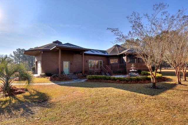 1415 Bell Road, Mayesville, SC 29104