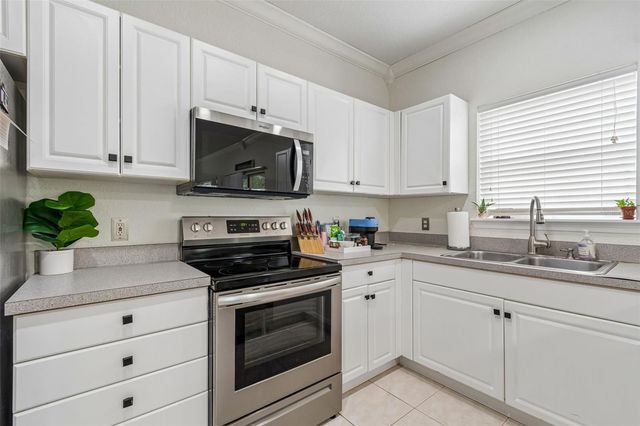 6224 CLIFTON PALMS DRIVE, Tampa, FL 33647