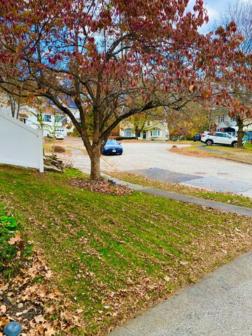 11 Jonathan Circle, Worcester, MA 01604