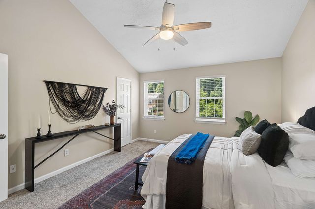 161 Thistle Ln, Hermitage, TN 37076