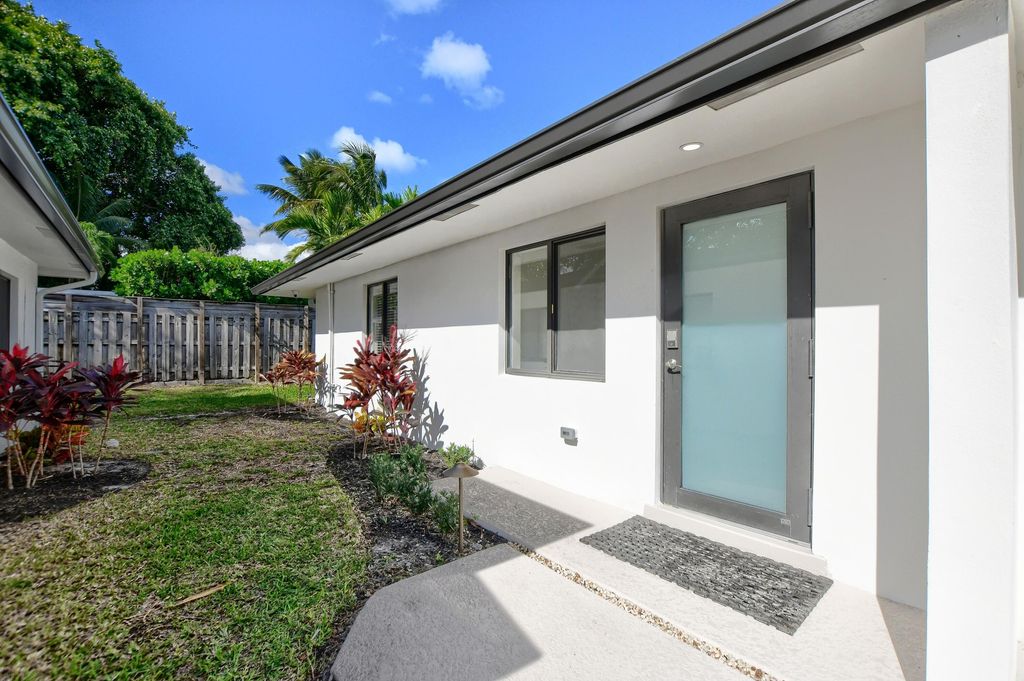 2503 OCEANVIEW Avenue C, Delray Beach, FL 33444