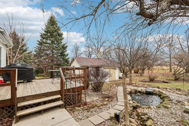 832 Highway 138, Stoughton, WI 53589