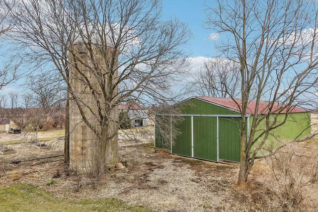 832 Highway 138, Stoughton, WI 53589