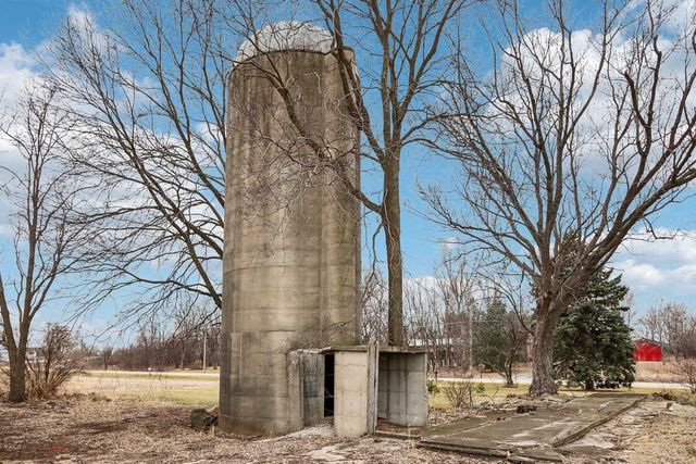 832 Highway 138, Stoughton, WI 53589