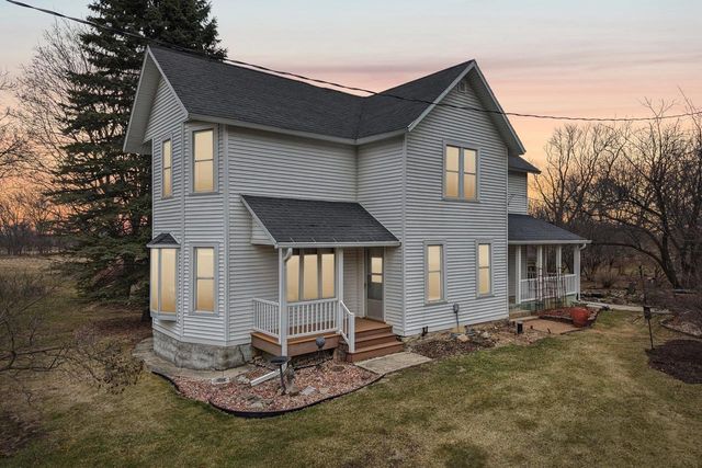 832 Highway 138, Stoughton, WI 53589