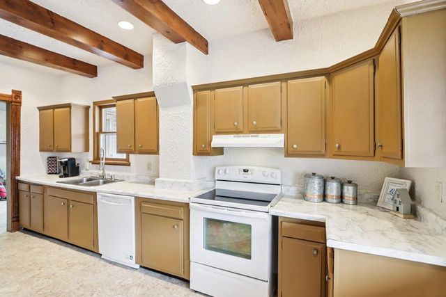 832 Highway 138, Stoughton, WI 53589