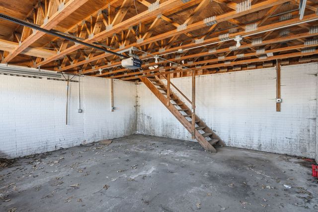 2137 Vine Street, Davenport, IA 52804
