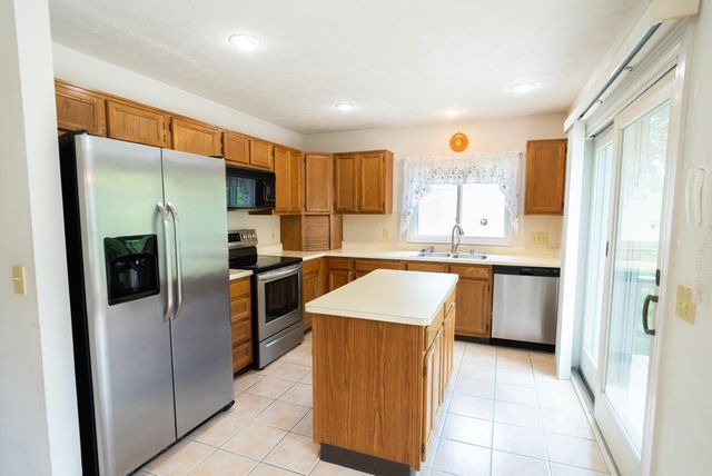 4819 Dartmouth Drive, Burlington, KY 41005