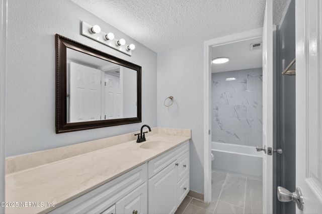 3916 CORRIDA Court 12, Jacksonville, FL 32217