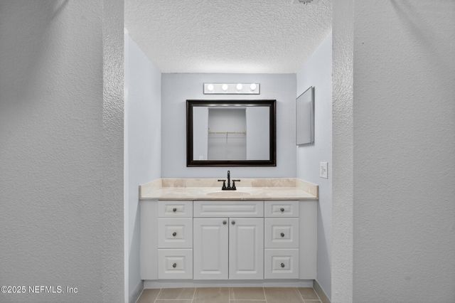 3916 CORRIDA Court 12, Jacksonville, FL 32217