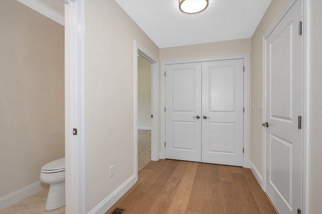 3 Louis Farm Road 3, Dracut, MA 01826