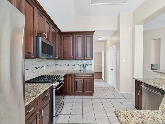 3319 Shadowbark Drive, Houston, TX 77082