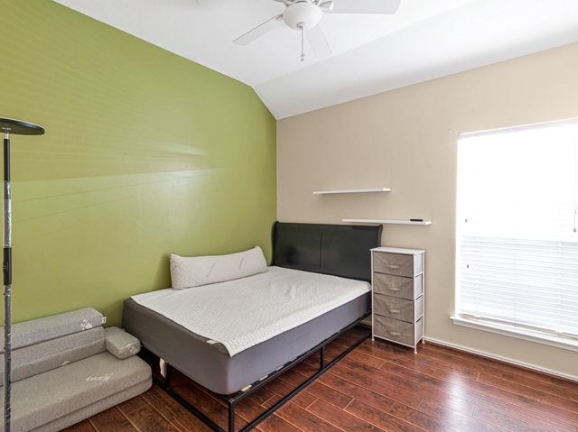 3319 Shadowbark Drive, Houston, TX 77082