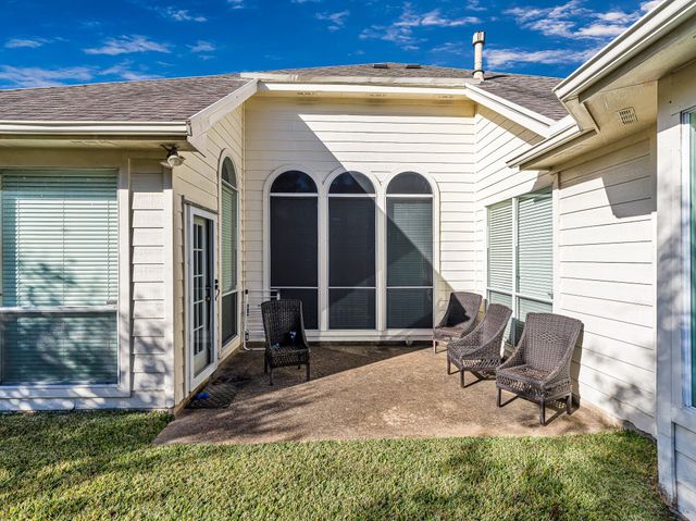 3319 Shadowbark Drive, Houston, TX 77082