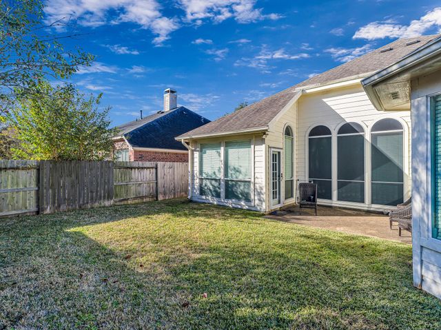 3319 Shadowbark Drive, Houston, TX 77082