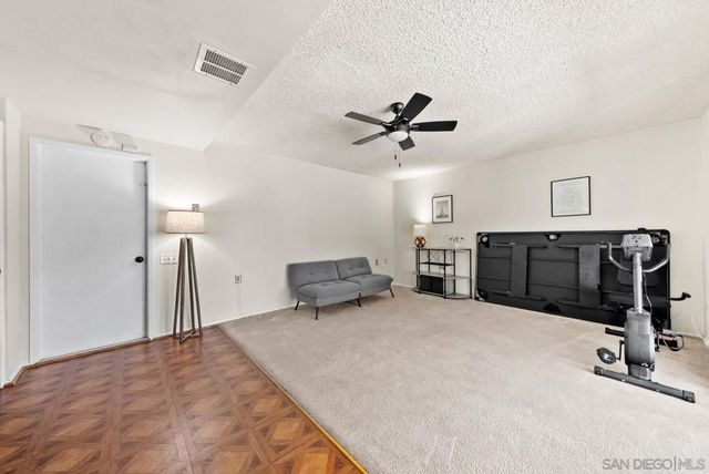 826 Floyd Ave, Chula Vista, CA 91910