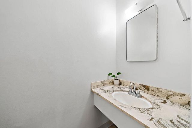 826 Floyd Ave, Chula Vista, CA 91910