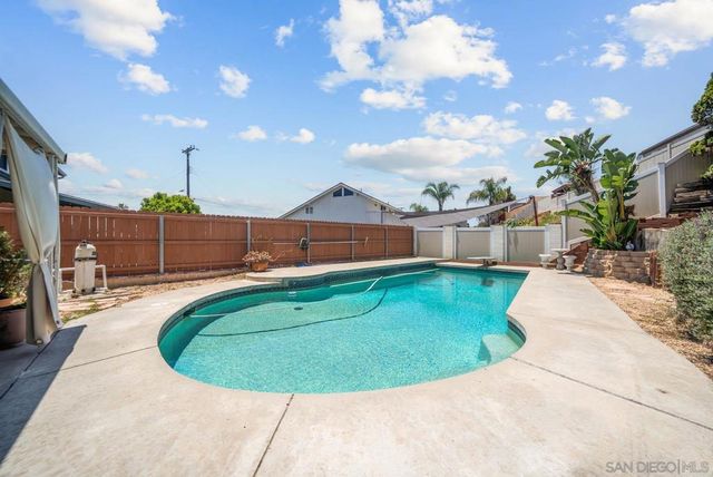 826 Floyd Ave, Chula Vista, CA 91910