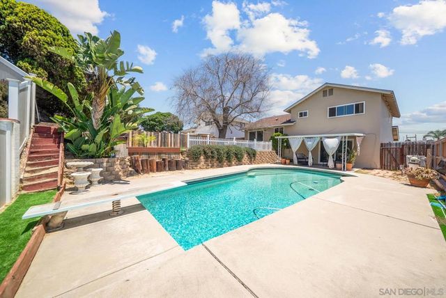 826 Floyd Ave, Chula Vista, CA 91910