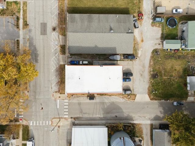 230 S Dubuque Street, Solon, IA 52333