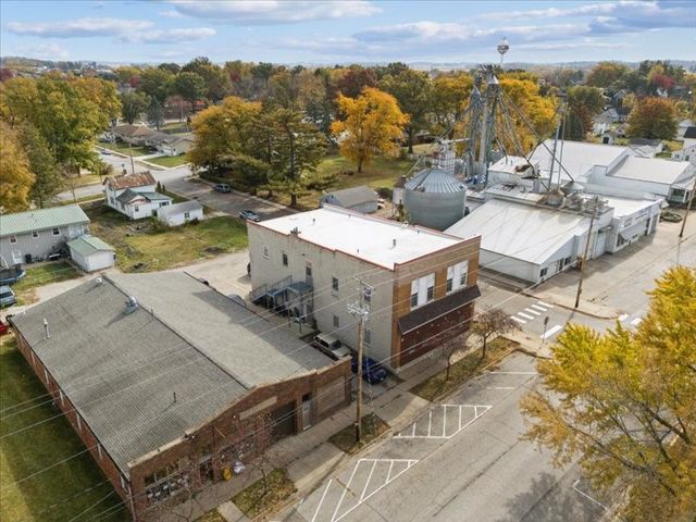 230 S Dubuque Street, Solon, IA 52333