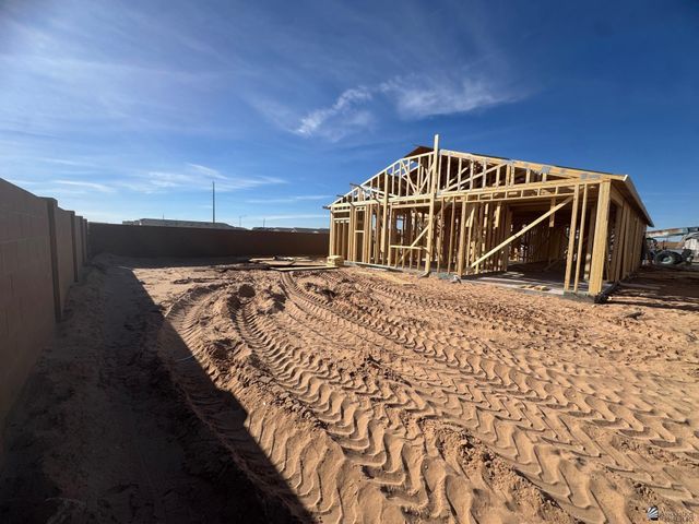 7671 E 35 St, Yuma, AZ 85365