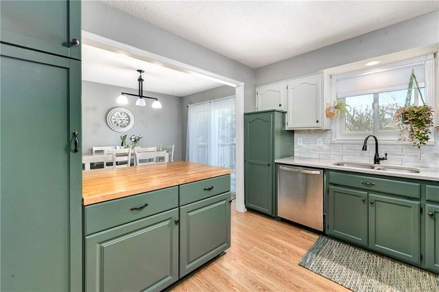 1507 Maple Lane, Pleasant Hill, MO 64080