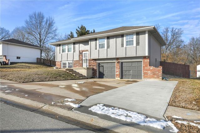 1507 Maple Lane, Pleasant Hill, MO 64080