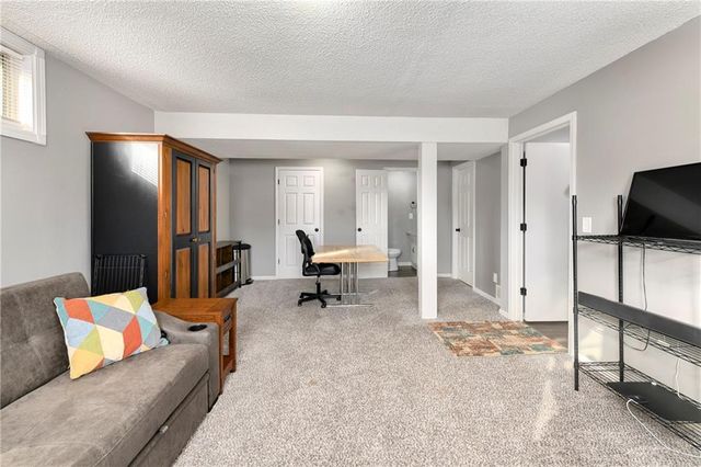 1507 Maple Lane, Pleasant Hill, MO 64080