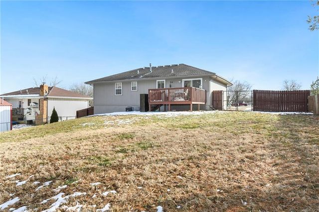 1507 Maple Lane, Pleasant Hill, MO 64080