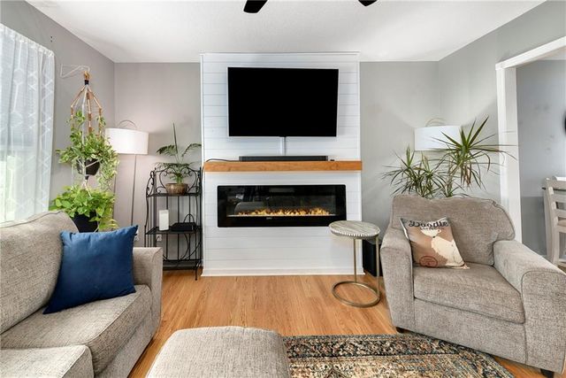 1507 Maple Lane, Pleasant Hill, MO 64080