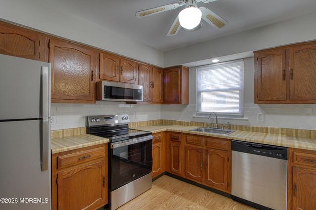 12 Birchwood Drive B, Whiting, NJ 08759