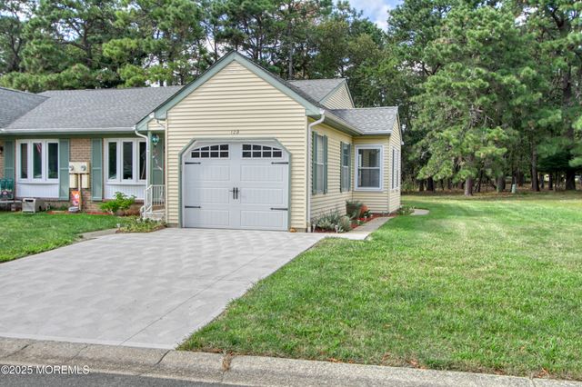 12 Birchwood Drive B, Whiting, NJ 08759