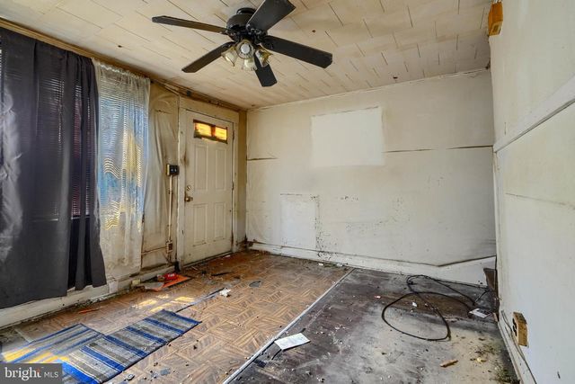 2837 ROUND RD, Baltimore, MD 21225