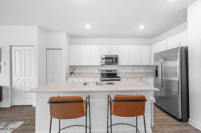 663 SE Lake Falls Street, Port St Lucie, FL 34984