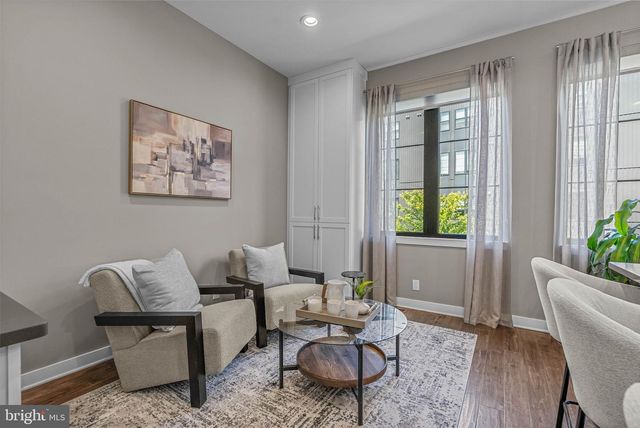 4574 RIVERSIDE WAY, Philadelphia, PA 19127
