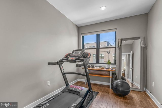 4574 RIVERSIDE WAY, Philadelphia, PA 19127