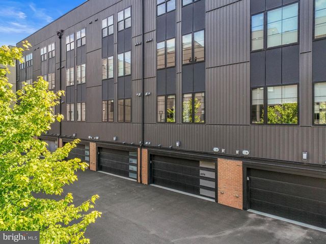 4574 RIVERSIDE WAY, Philadelphia, PA 19127
